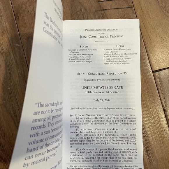 New Pocket "The Constitution of the United States" Paperback Booklet - Picture 7 of 8